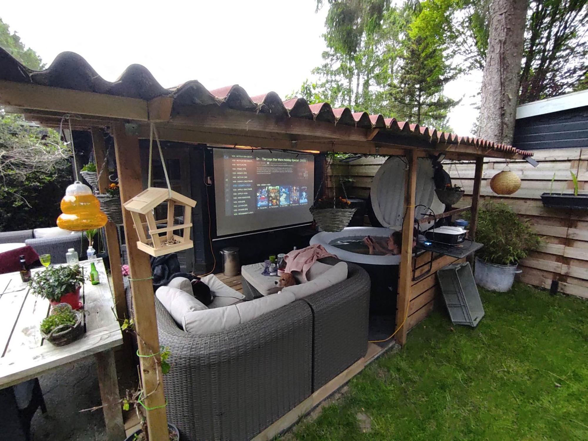 "Tempat Senang" Chalet On The Beautiful Veluwe With Airco Sauna Bbq Jacuzzi Beamer And Dog Putten Exterior photo